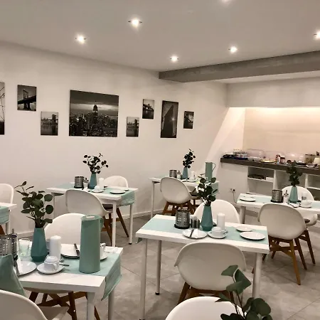 自由科隆酒店 3*